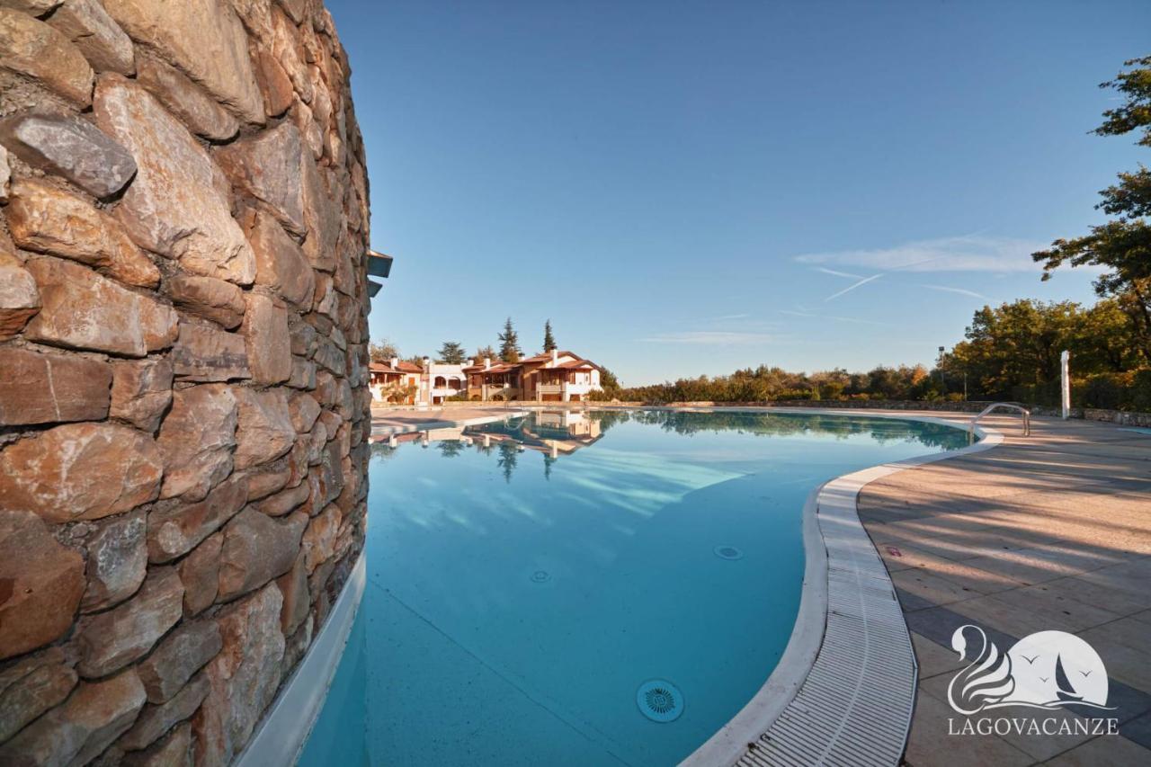 Appartamento Lago Blu 마네르바 델 가르다 외부 사진